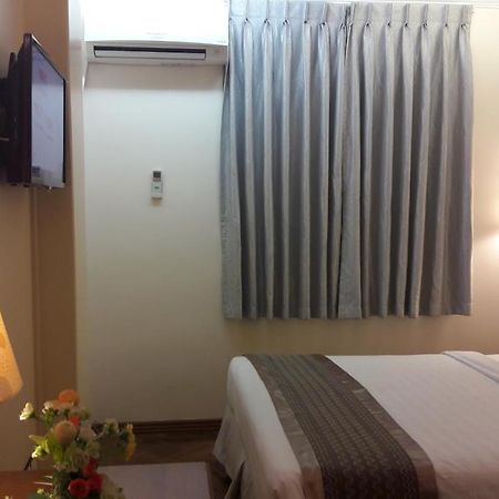 Grand Laurel Hotel Yangon Eksteriør bilde