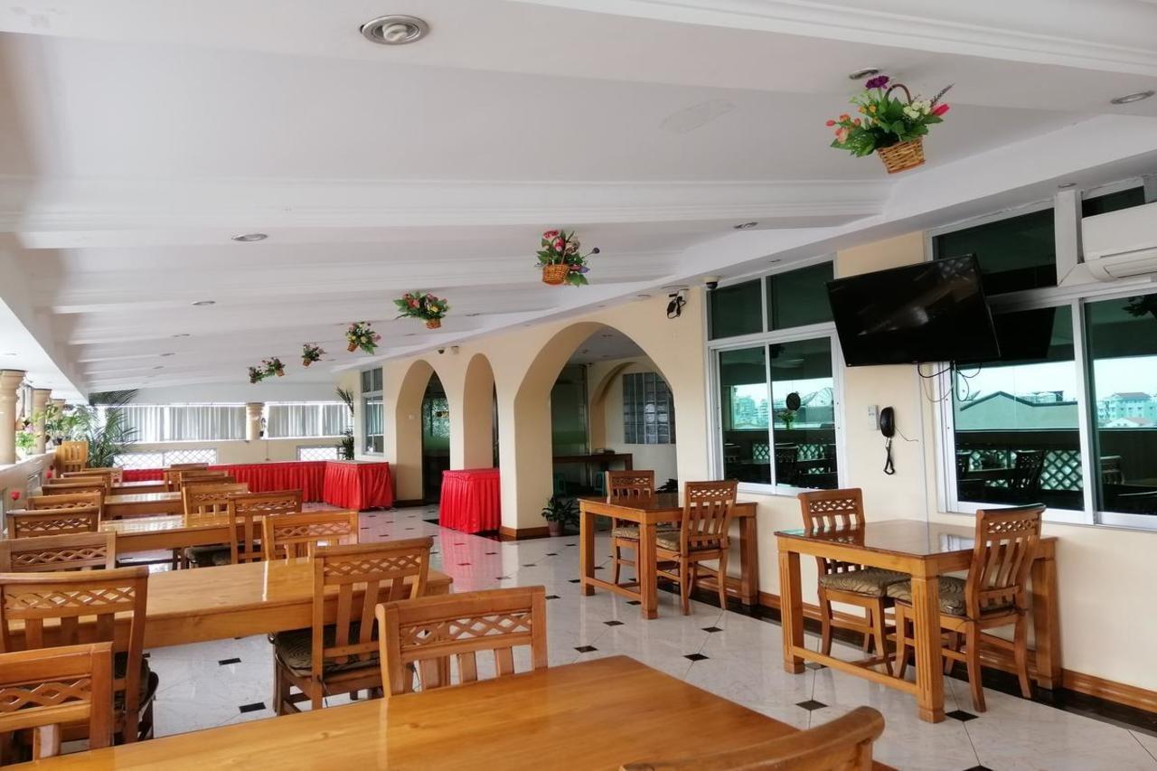 Grand Laurel Hotel Yangon Eksteriør bilde