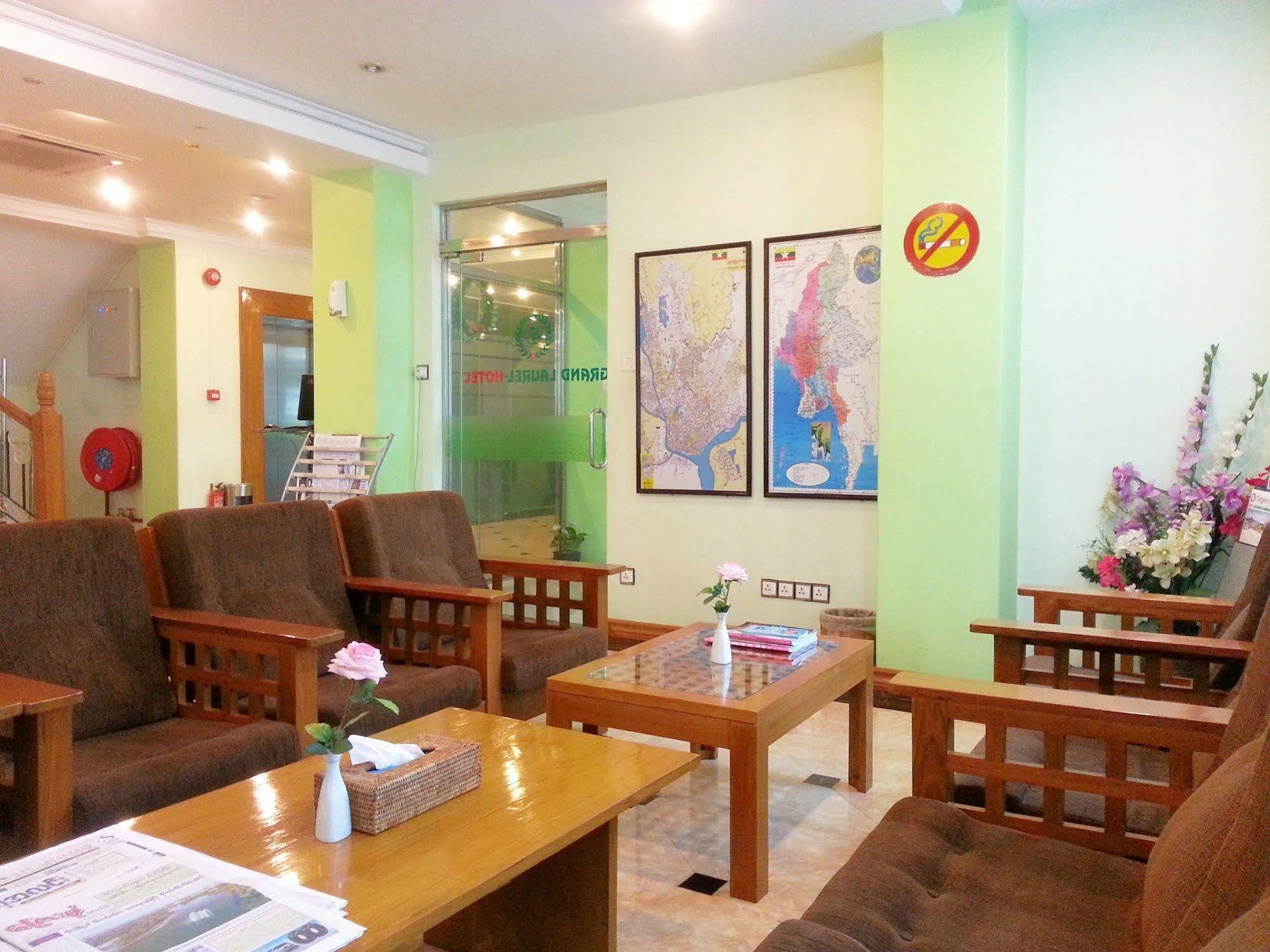 Grand Laurel Hotel Yangon Eksteriør bilde
