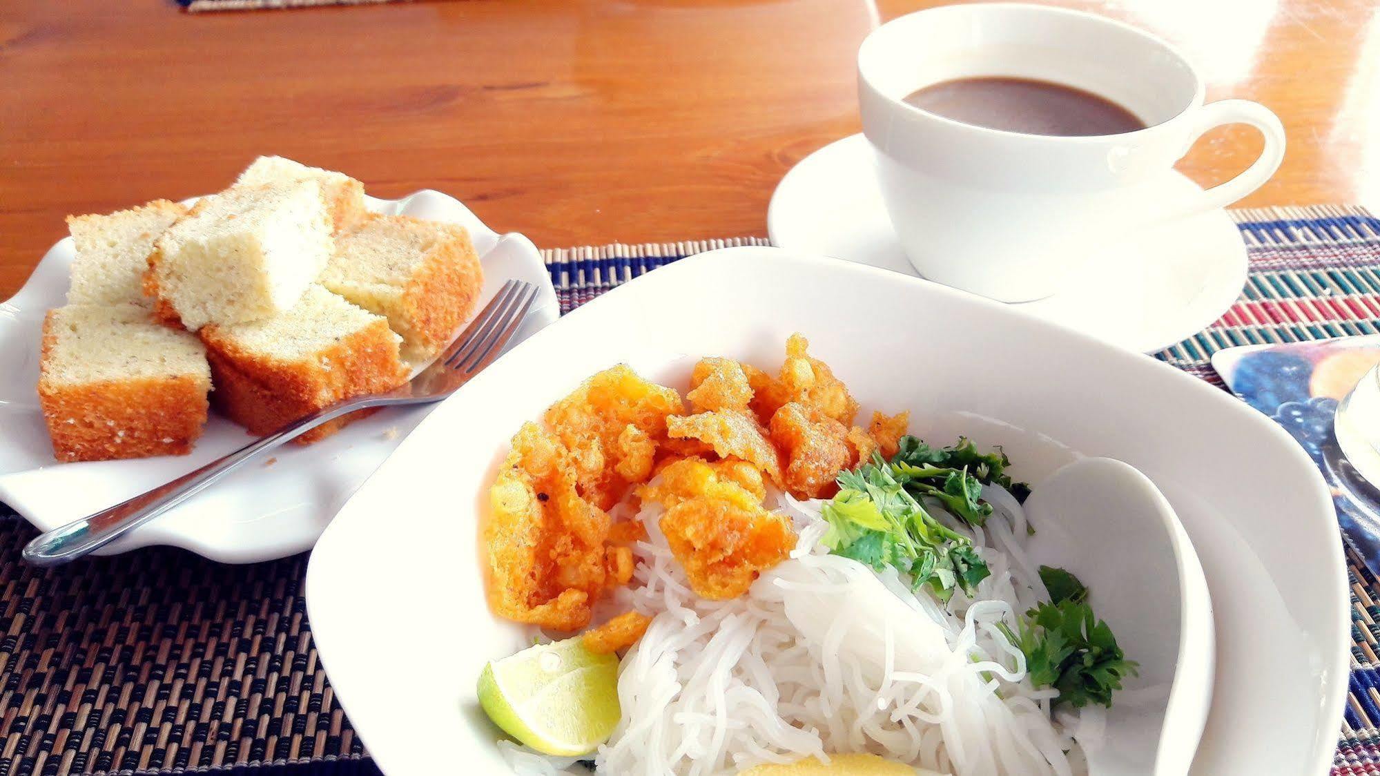 Grand Laurel Hotel Yangon Eksteriør bilde