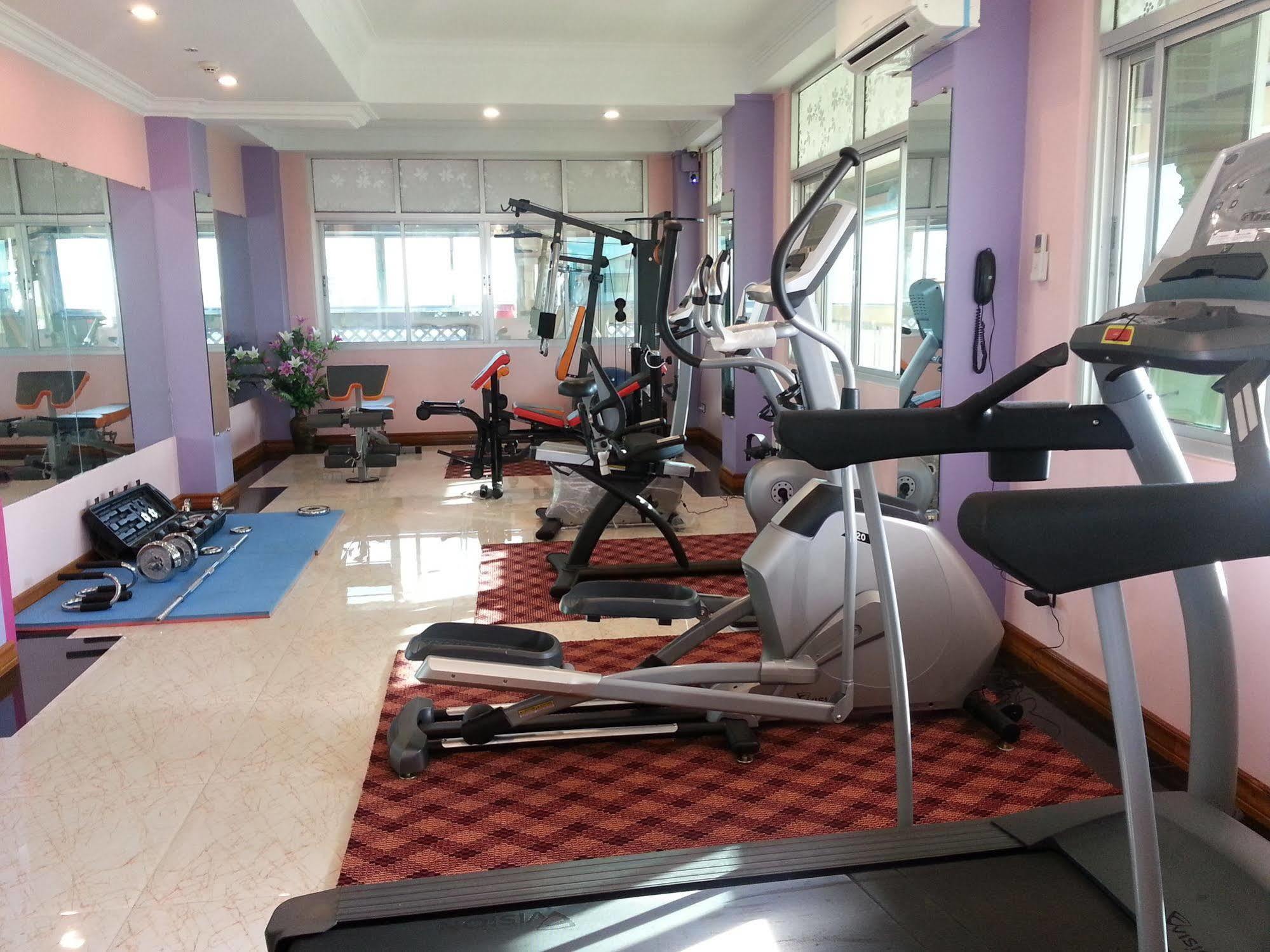 Grand Laurel Hotel Yangon Eksteriør bilde