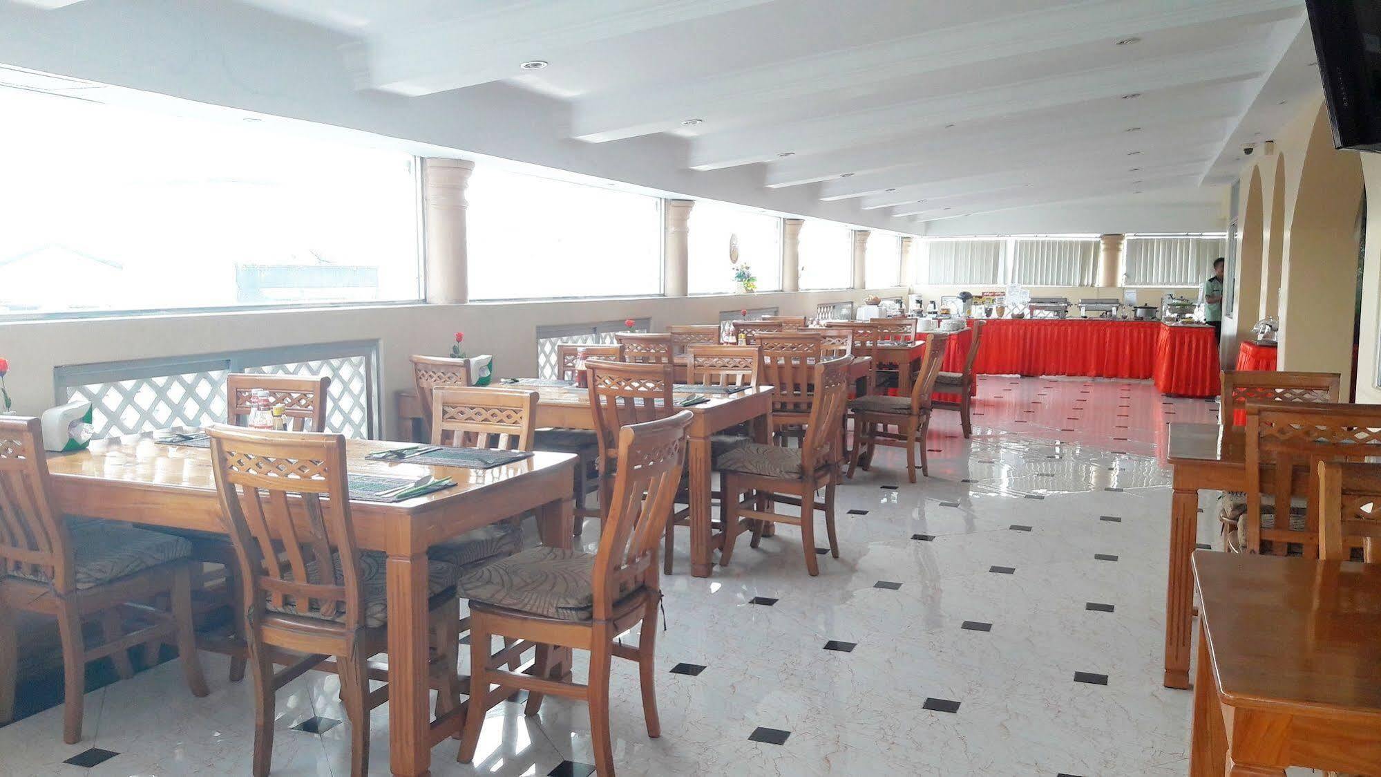 Grand Laurel Hotel Yangon Eksteriør bilde